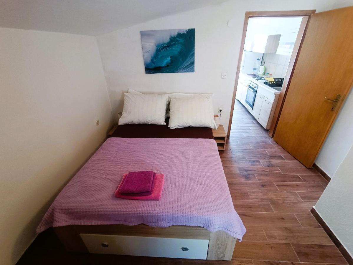 Apartments Babic 50 Meters From The Beach Vir Zewnętrze zdjęcie