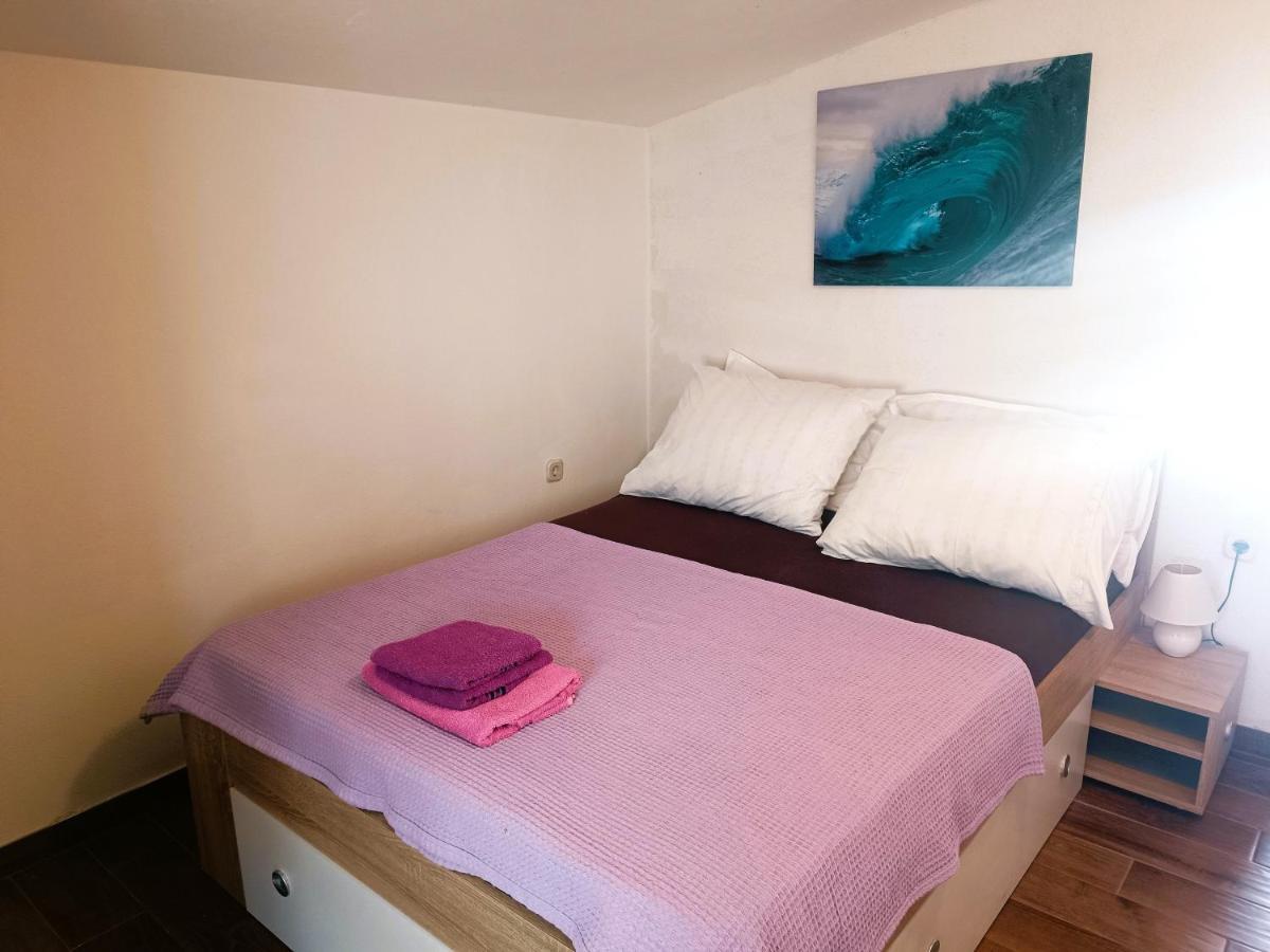 Apartments Babic 50 Meters From The Beach Vir Zewnętrze zdjęcie